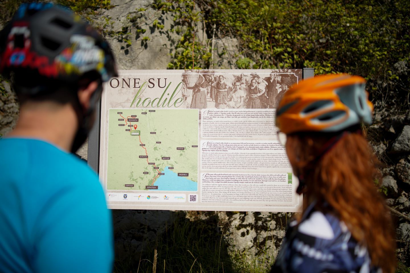 114 Esse camminavano