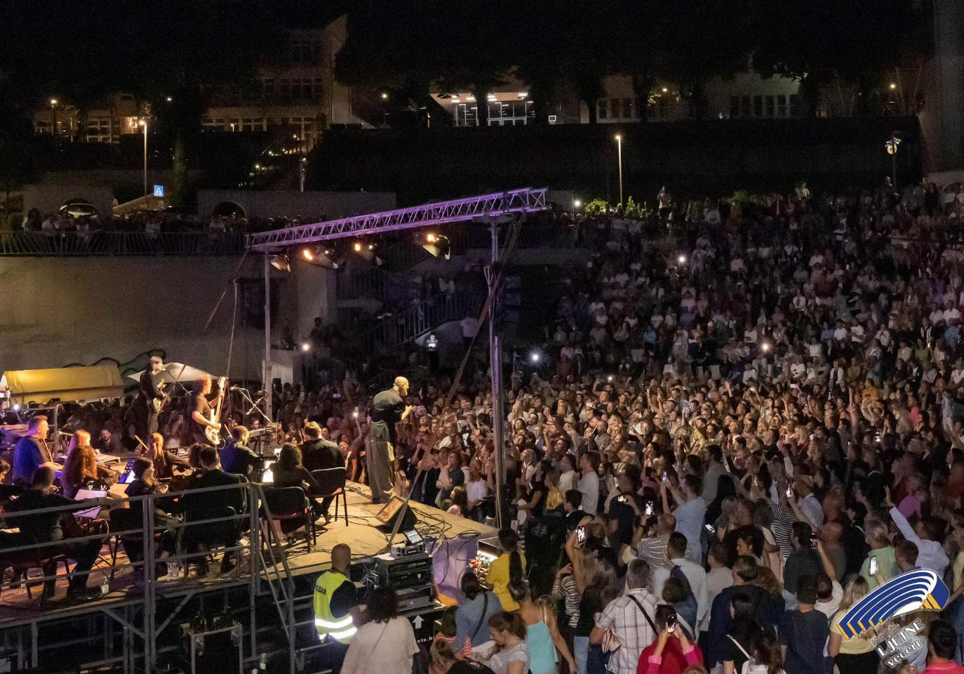 MATULJSKE LJETNE VEČERI - TRAMONTANA ĆE VAS OFRIŠKAT